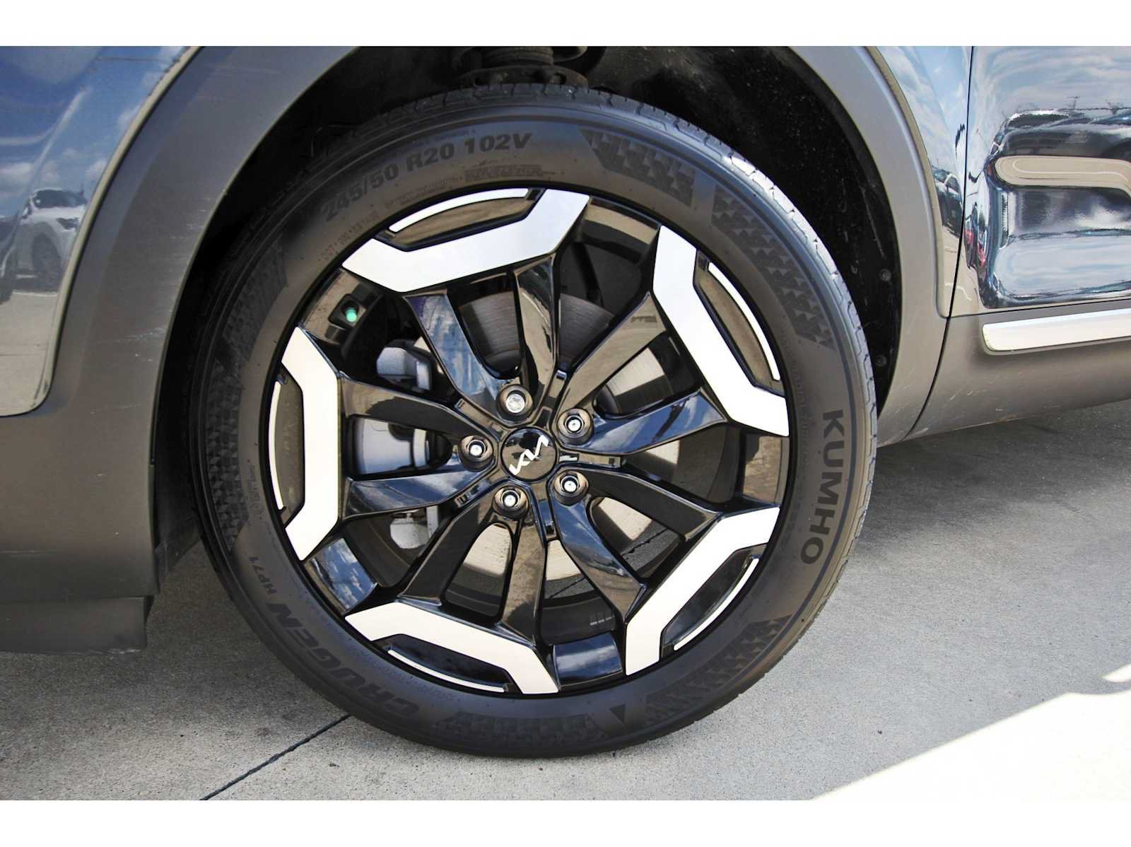 Used 2024 Kia Telluride S FWD image 31