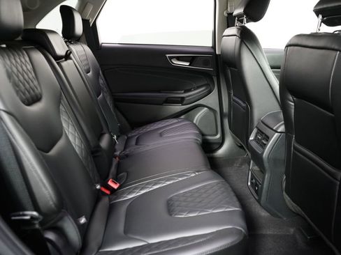 Used 2023 Ford Edge Titanium w/ Class II Trailer Tow Package AWD/4WD image 18