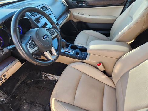 Used 2016 Subaru Outback 2.5i Limited image 6