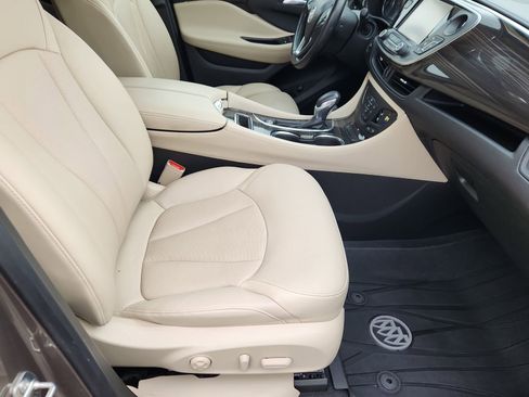 Used 2019 Buick Envision Premium w/ Driver Confidence Package image 13