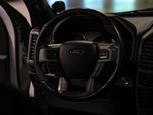 Used 2019 Ford F150 Raptor w/ Equipment Group 802A Luxury AWD/4WD image 30