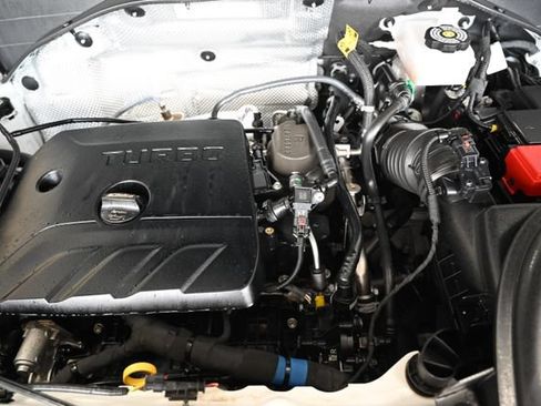 Certified 2025 Chevrolet TrailBlazer LT w/ LT Cold Weather Package FWD image 31