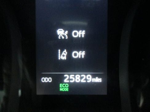 Used 2024 Toyota Camry SE FWD image 18