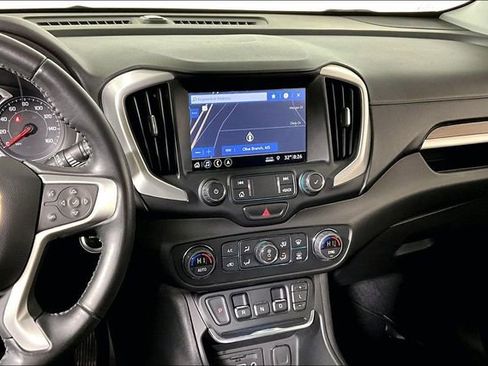 Used 2021 GMC Terrain SLE w/ Driver Convenience Package image 6