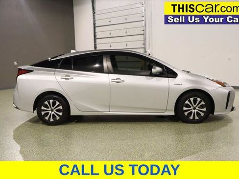 Used 2019 Toyota Prius LE FWD image 9