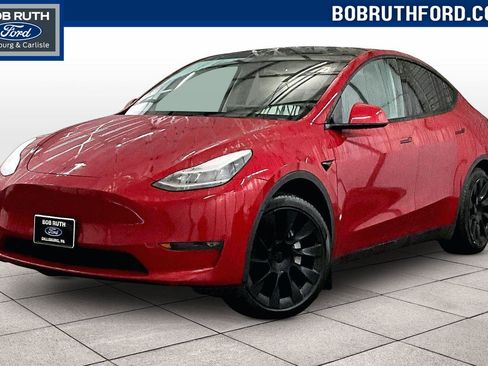 Used 2020 Tesla Model Y Long Range image 1