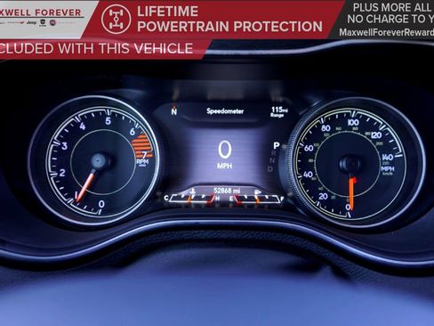 Used 2019 Jeep Cherokee Limited image 15