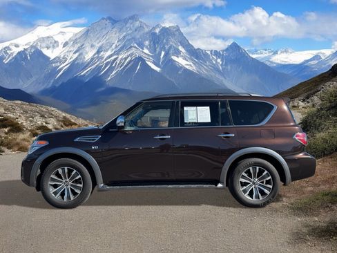 Used 2020 Nissan Armada SL w/ Premium Package image 2