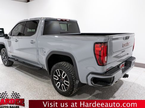 Used 2024 GMC Sierra 1500 AT4 w/ Technology Package AWD/4WD image 3