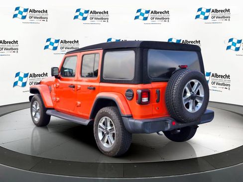 Used 2020 Jeep Wrangler Unlimited Sahara AWD/4WD image 3