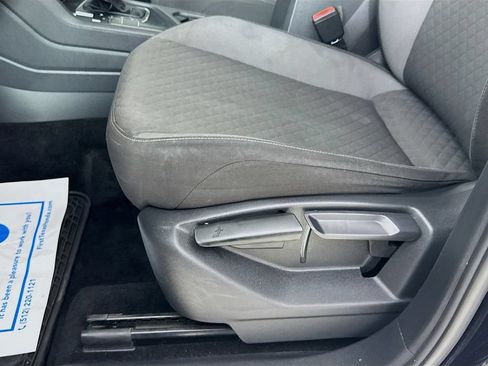 Used 2019 Volkswagen Tiguan S w/ Driver Assistance Package FWD image 23