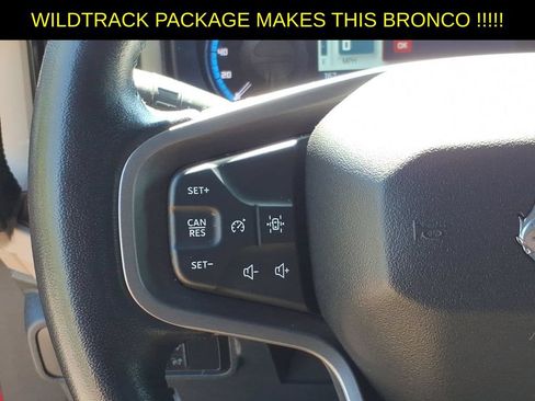 Used 2022 Ford Bronco Wildtrak AWD/4WD image 17