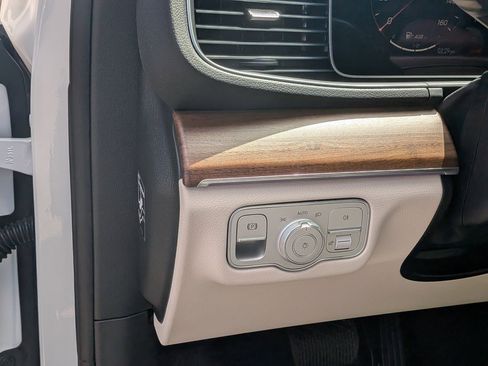 Certified 2026 Mercedes-Benz GLE 350 4MATIC image 15