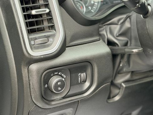 Used 2023 RAM 1500 Big Horn image 12