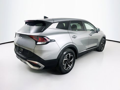 Used 2025 Kia Sportage LX FWD image 9