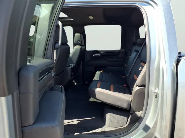 Used 2024 GMC Sierra 2500 AT4 w/ AT4 Premium Plus Package AWD/4WD image 11