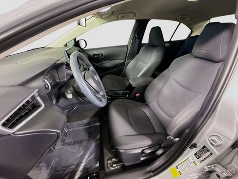 Used 2022 Toyota Corolla LE image 21