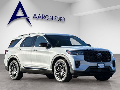 New 2026 Ford Explorer ST w/ Sun And Sound Package image 8