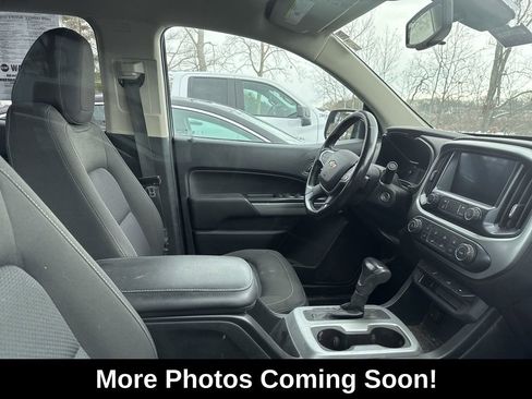 Used 2019 Chevrolet Colorado LT image 2