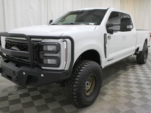Used 2024 Ford F350 Lariat w/ Lariat Ultimate Package image 43