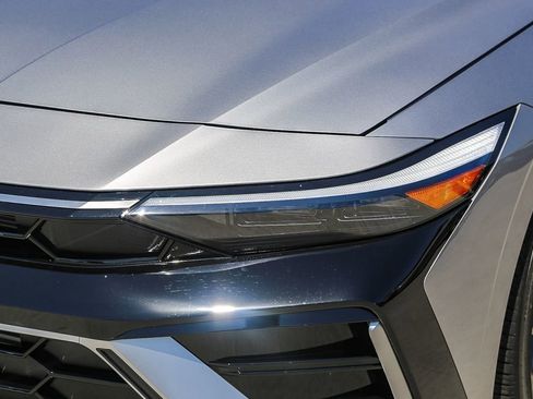 New 2025 Hyundai Elantra N Line FWD image 4