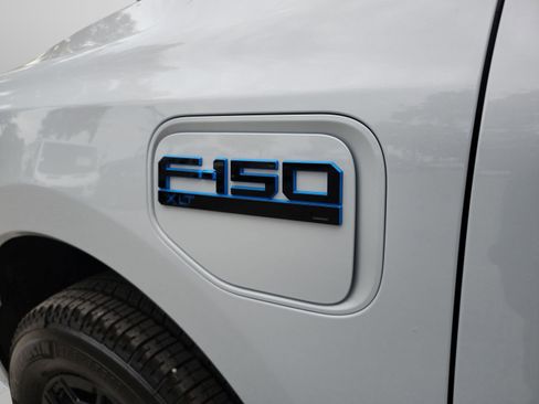 New 2025 Ford F150 Lightning XLT image 28