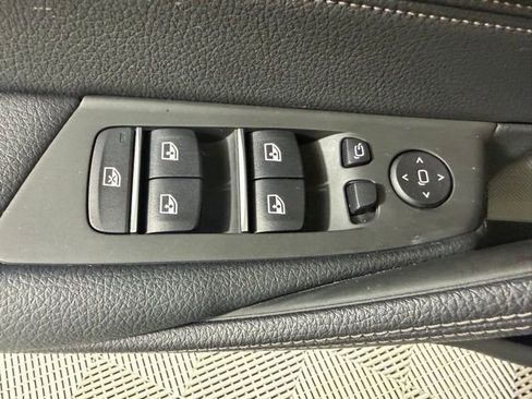 Used 2023 BMW 530i xDrive AWD/4WD image 19