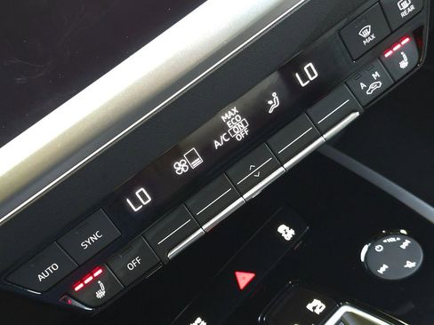 Used 2023 Audi Q4 e-tron Premium w/ Convenience Package image 51