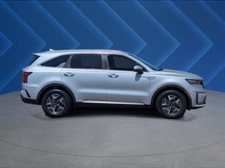 Used 2022 Kia Sorento S FWD video 2