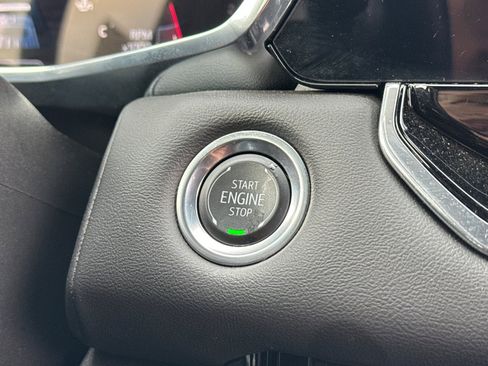 Used 2024 GMC Canyon Elevation w/ Trailering Package image 32