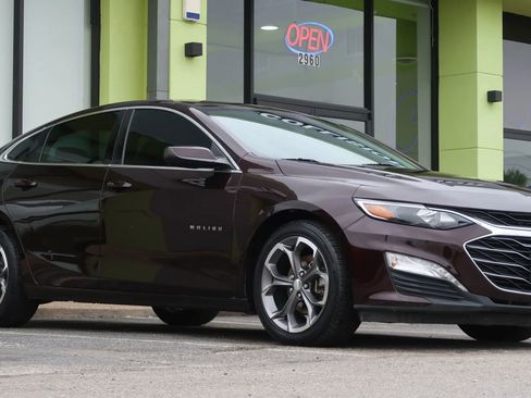 Used 2020 Chevrolet Malibu LT image 6