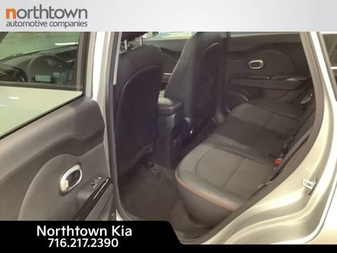 Used 2019 Kia Soul ! w/ Technology Package FWD image 19