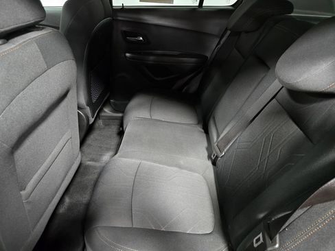 Used 2020 Chevrolet Trax LT FWD image 26