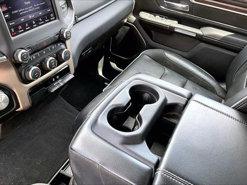 Used 2019 RAM 1500 Laramie AWD/4WD image 19
