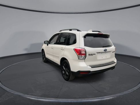 Used 2018 Subaru Forester 2.5i Premium image 6