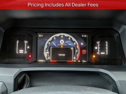 Used 2025 Toyota 4Runner SR5 AWD/4WD image 28