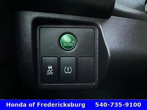 Certified 2018 Honda HR-V LX image 27