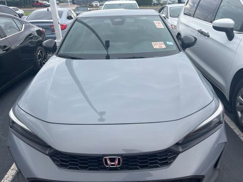 Used 2025 Honda Civic Sport image 2