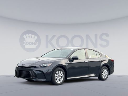New 2026 Toyota Camry LE AWD/4WD image 1