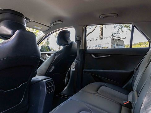 Certified 2024 Kia Niro Wind image 23