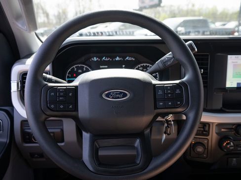 New 2026 Ford F250 XL image 27