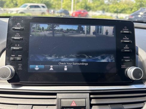 Used 2022 Honda Accord Sport image 30