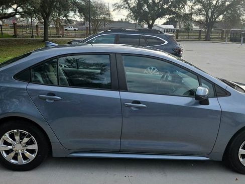 Used 2020 Toyota Corolla L image 4