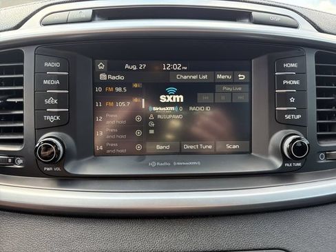 Used 2019 Kia Sorento FWD w/ LX Convenience Package image 14
