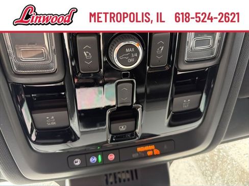 New 2026 GMC Yukon AT4 w/ AT4 Premium Plus Package image 45