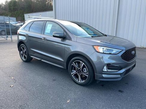 Certified 2024 Ford Edge ST image 4