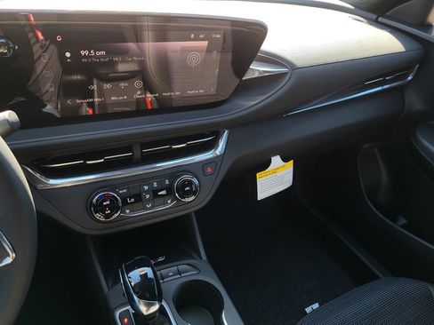 New 2026 Buick Envista Preferred w/ Convenience I Package image 8