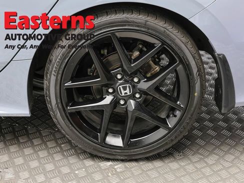 Used 2024 Honda Civic Sport image 8
