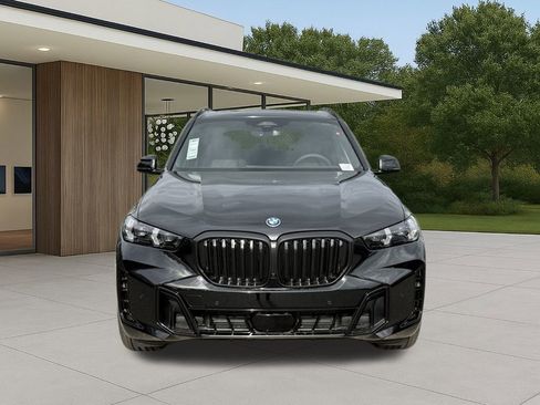 New 2026 BMW X5 xDrive50e w/ M Sport Package image 4