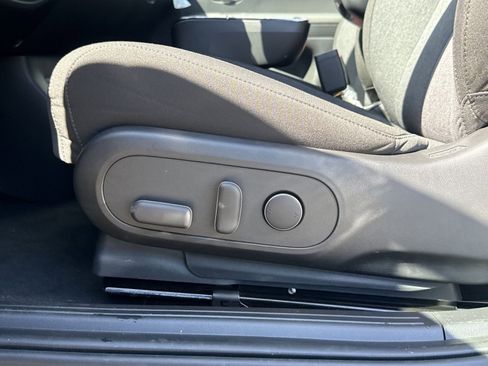 New 2025 Hyundai Ioniq 5 SE image 14